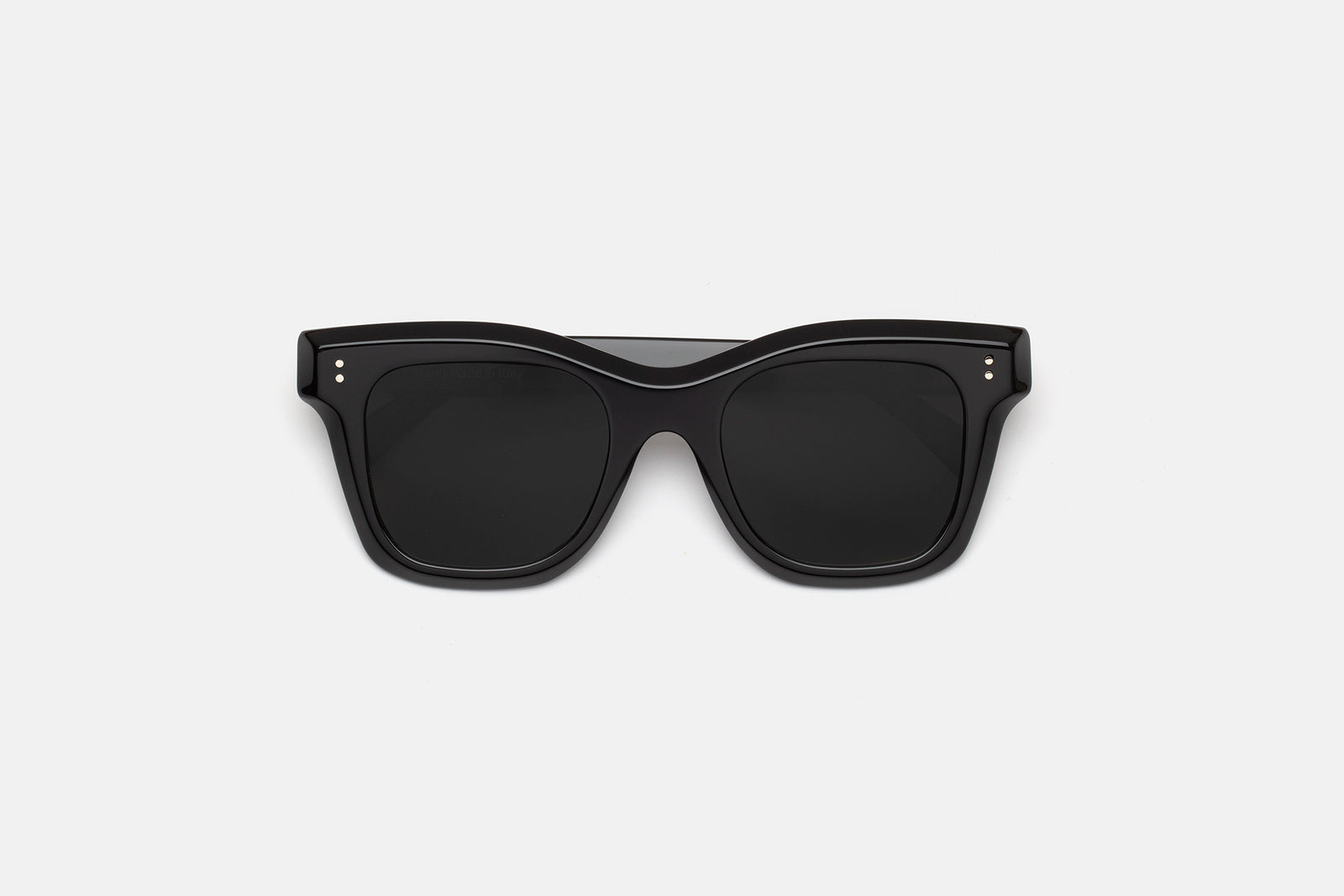 Vita Black - Retrosuperfuture -