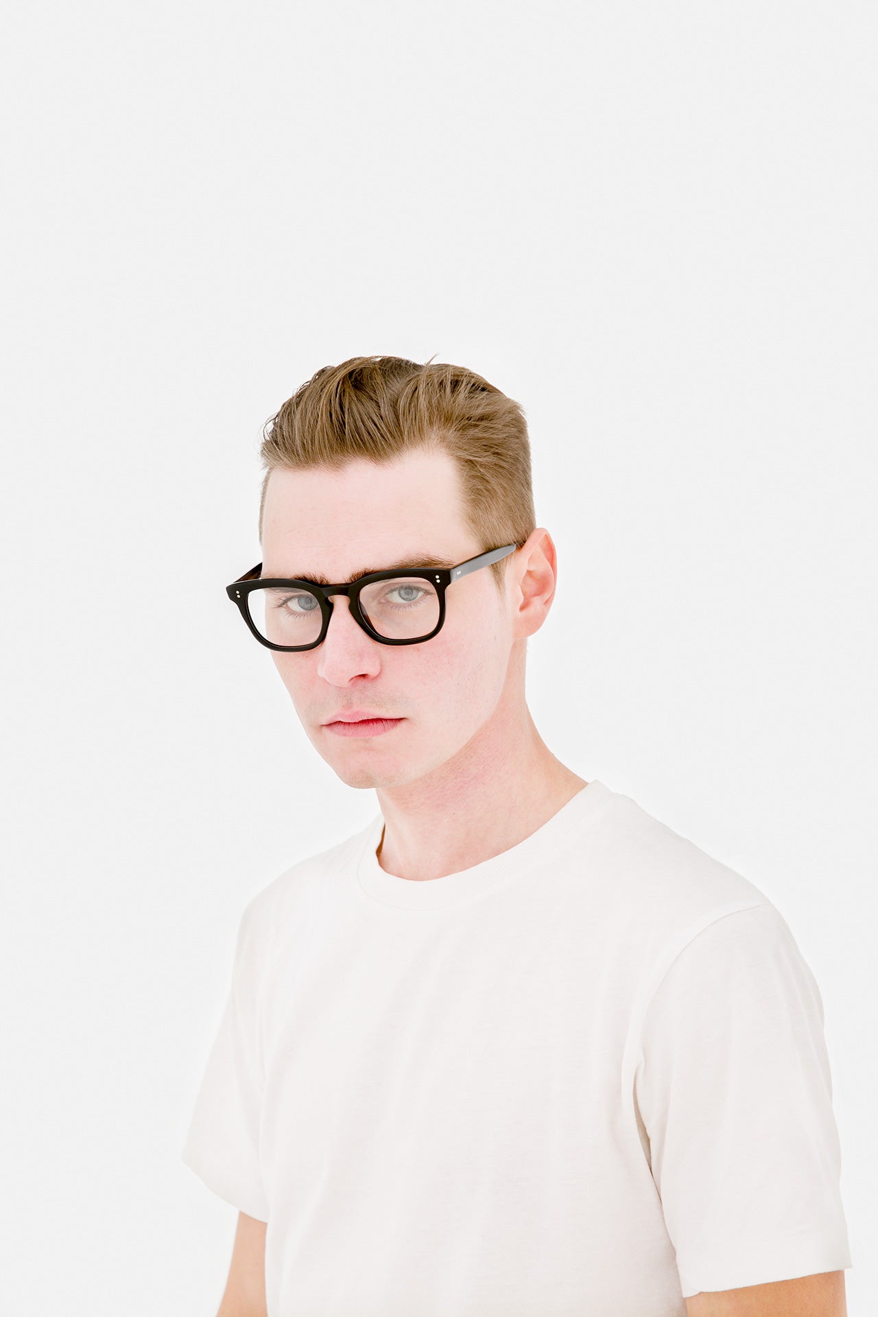 Numero 57 Nero - Retrosuperfuture -