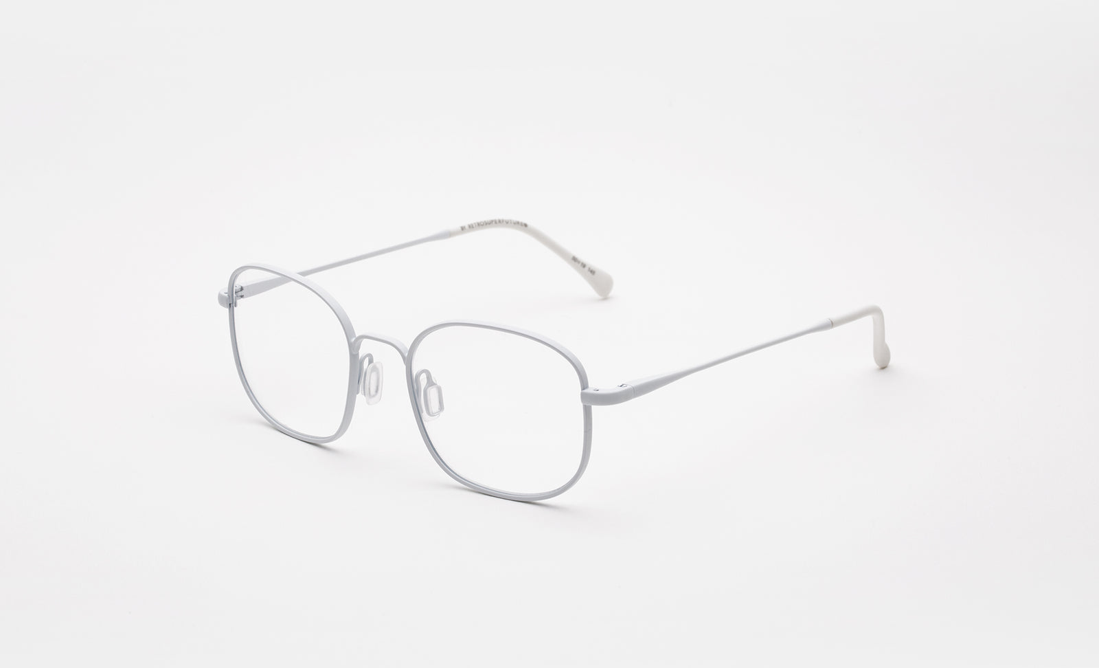 Numero 17 White - Retrosuperfuture -