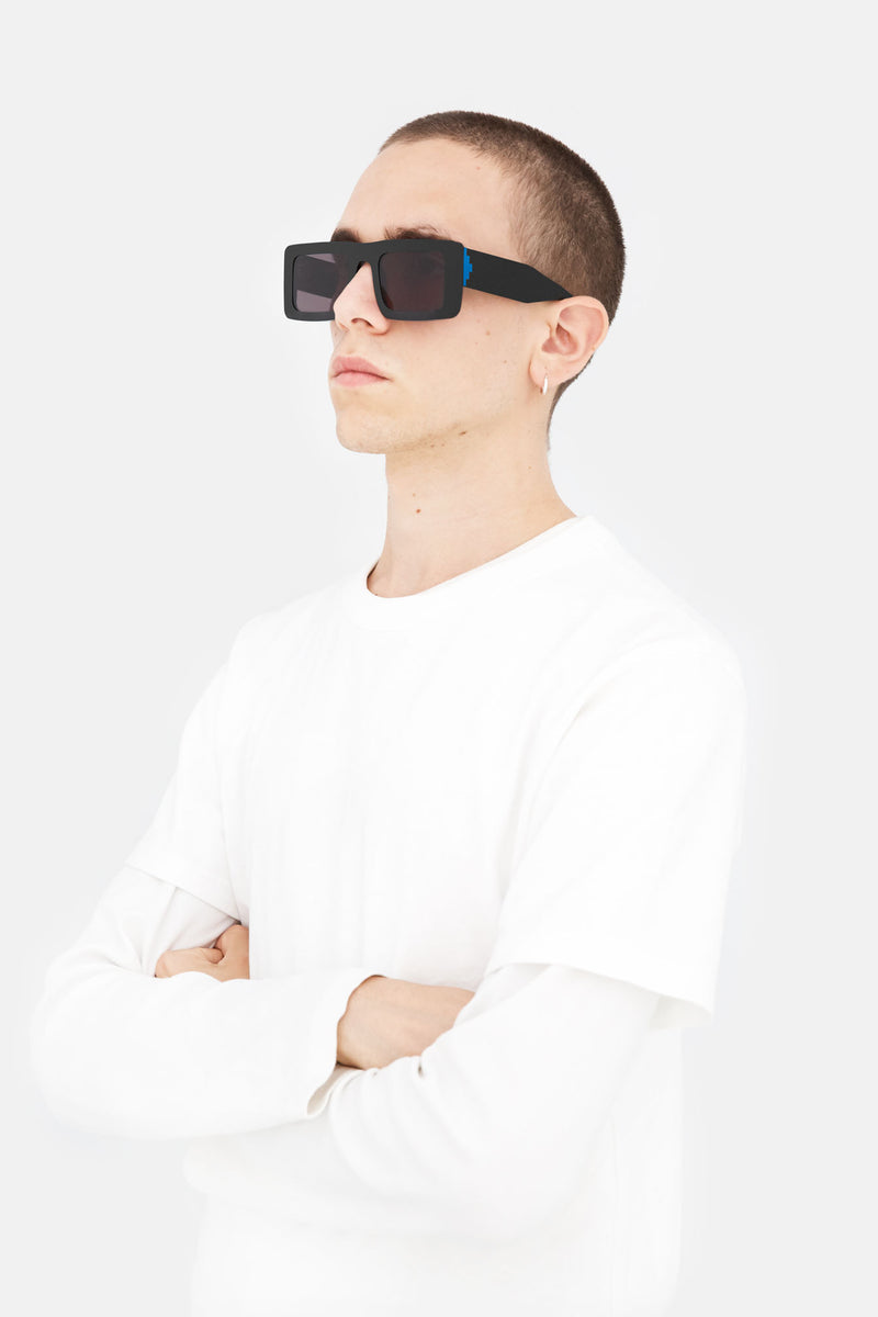 Templo Black - Retrosuperfuture -