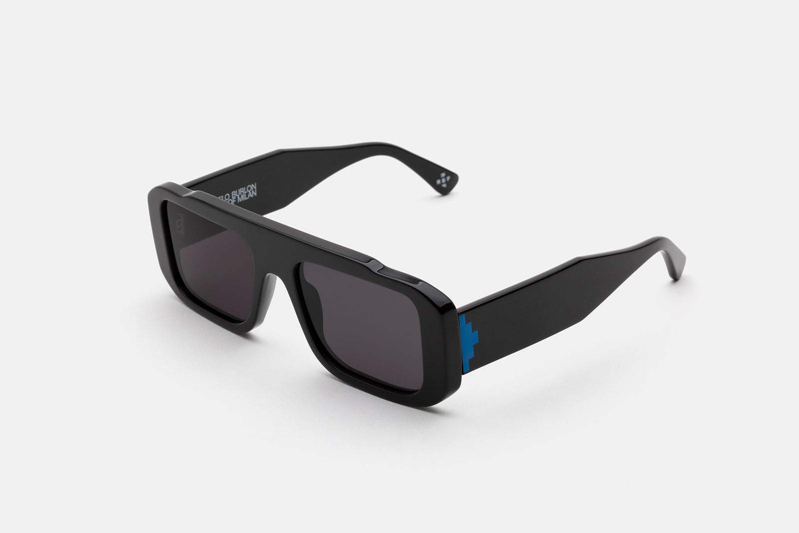 Cruz Black - Retrosuperfuture -