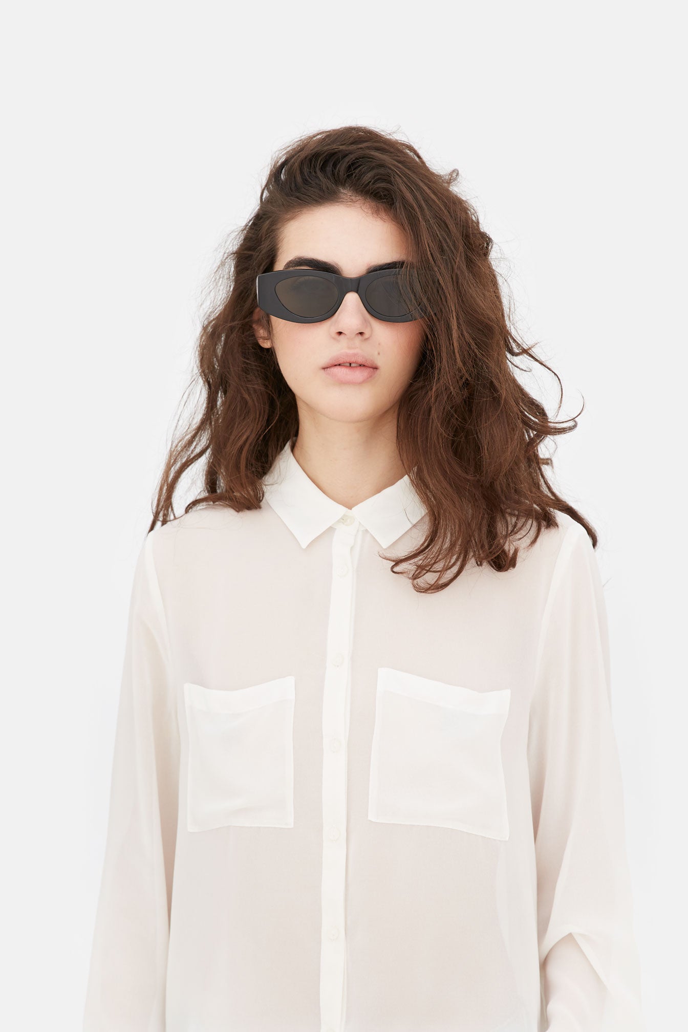 Atena Black - Retrosuperfuture -