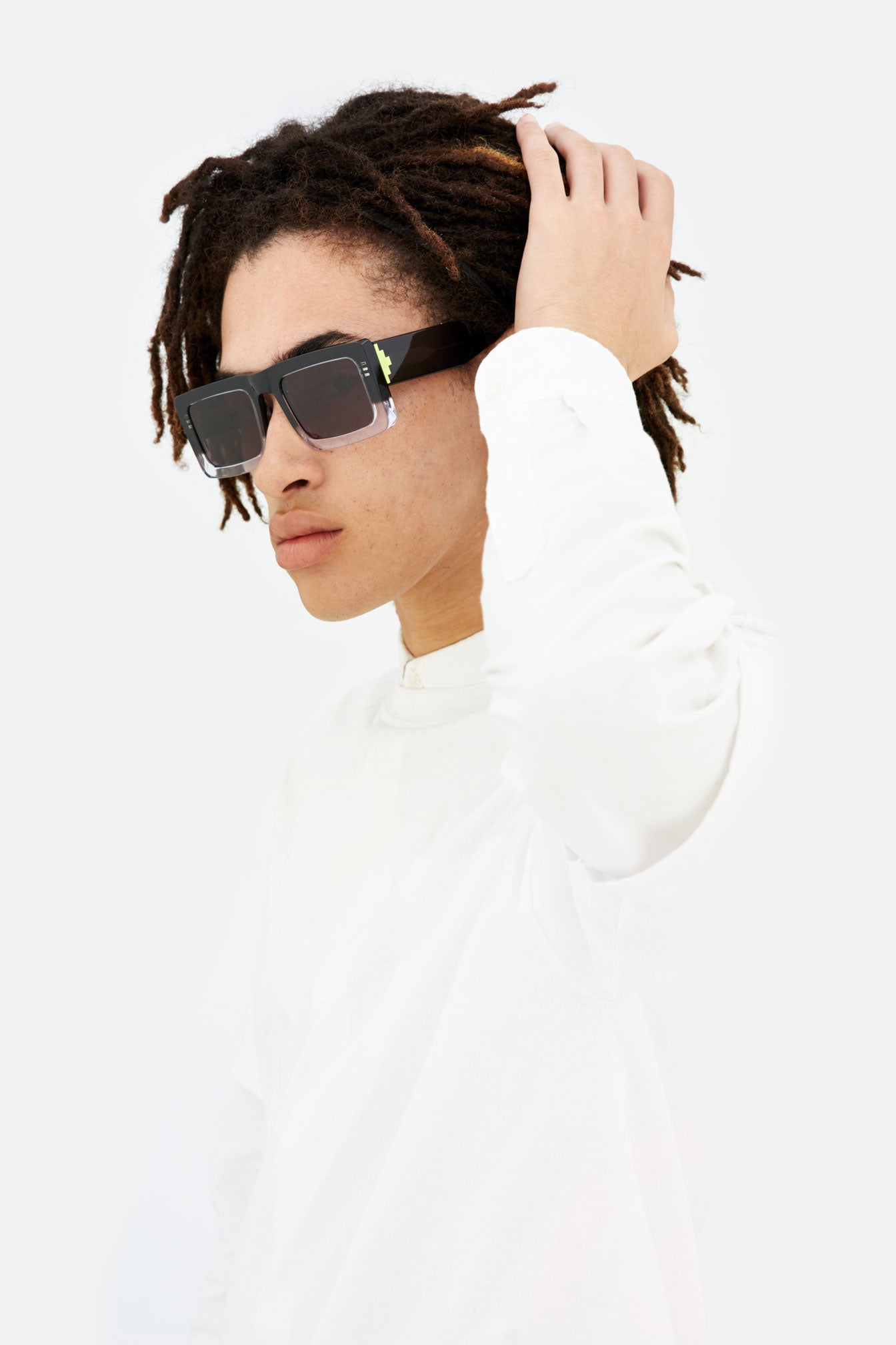 Templo Fade to Black - Retrosuperfuture -
