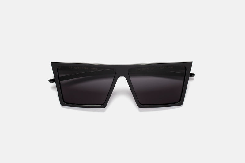 W Black - Retrosuperfuture -