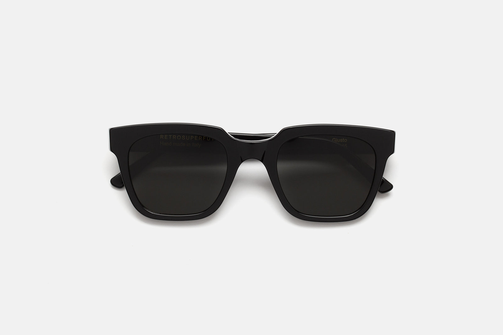 Giusto Black - Retrosuperfuture -