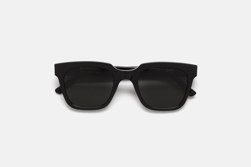 Giusto Black - Retrosuperfuture -