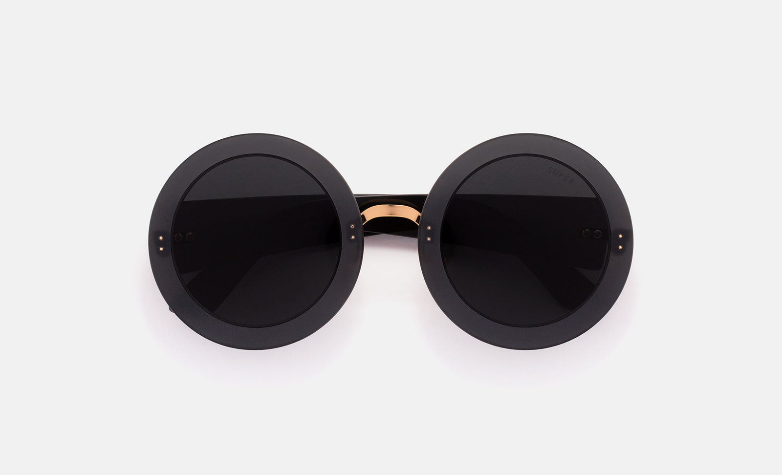 Esther Black - Retrosuperfuture -