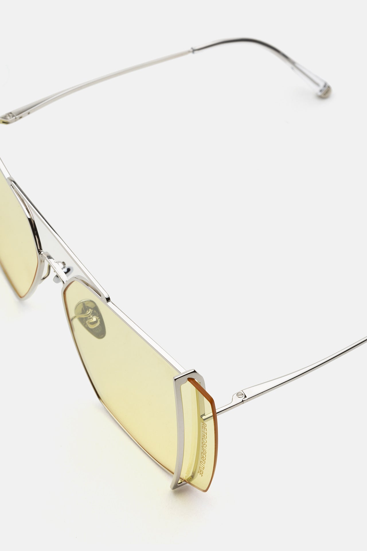 Teorema Yellow - Retrosuperfuture -