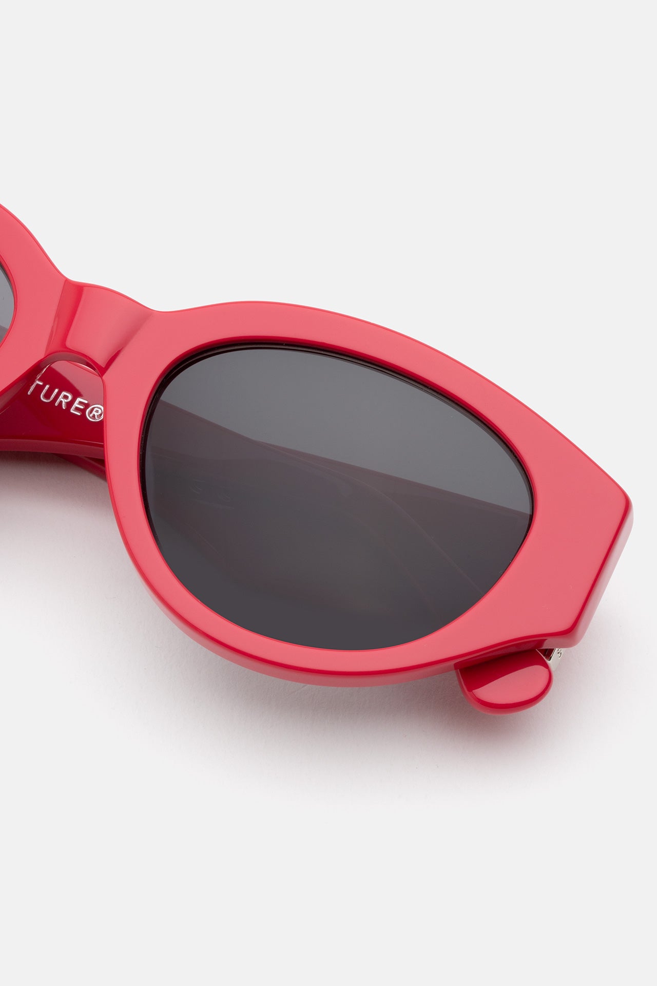 Drew Mama Red - Retrosuperfuture -
