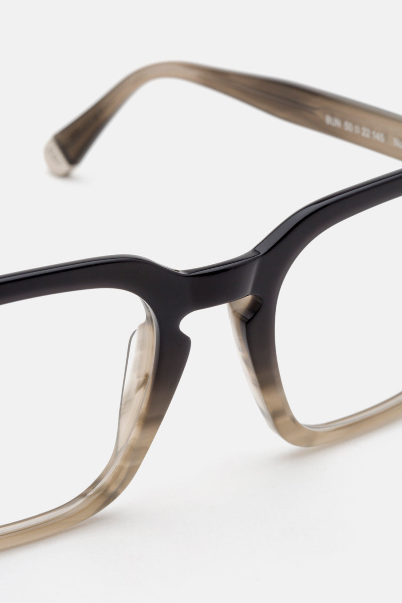 Numero 66 Pietra - Retrosuperfuture -