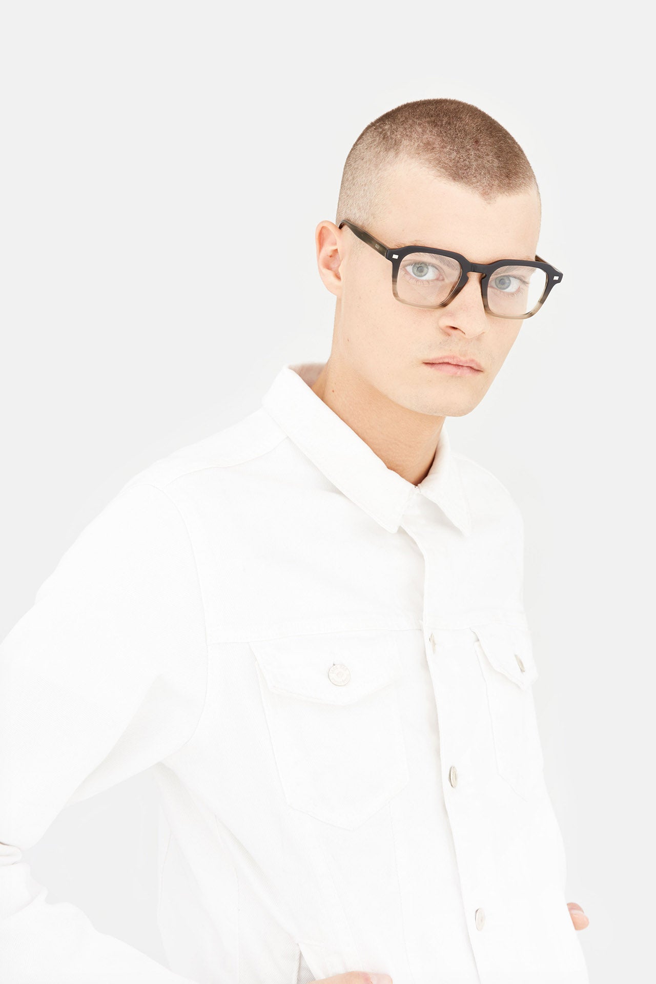 Numero 66 Pietra - Retrosuperfuture -