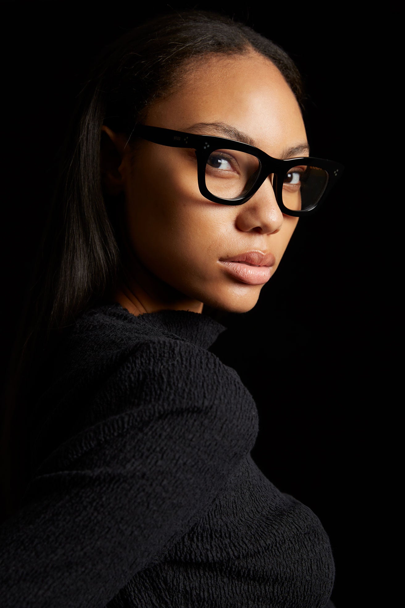 Lola Black - Retrosuperfuture -