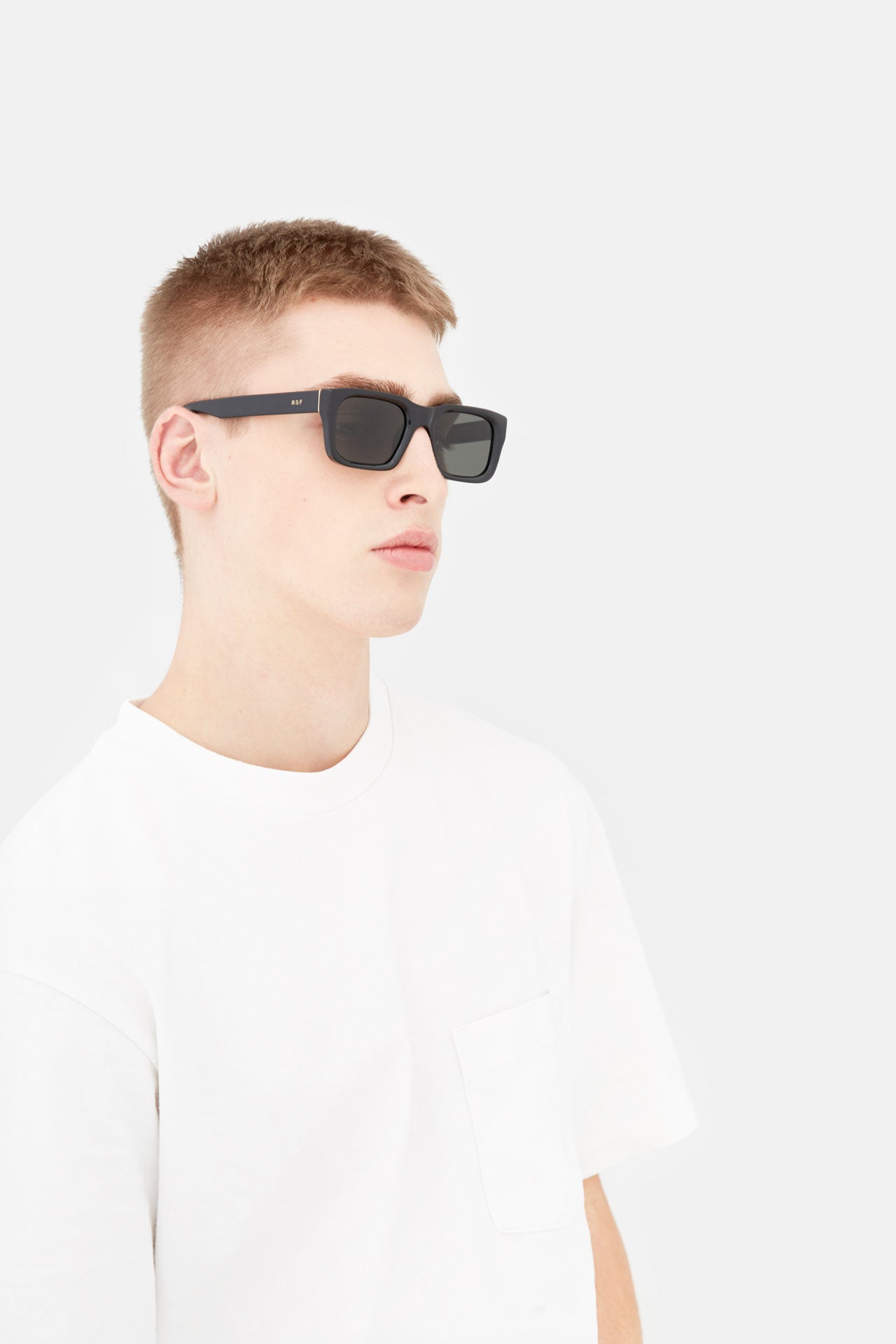 Augusto Black - Retrosuperfuture -