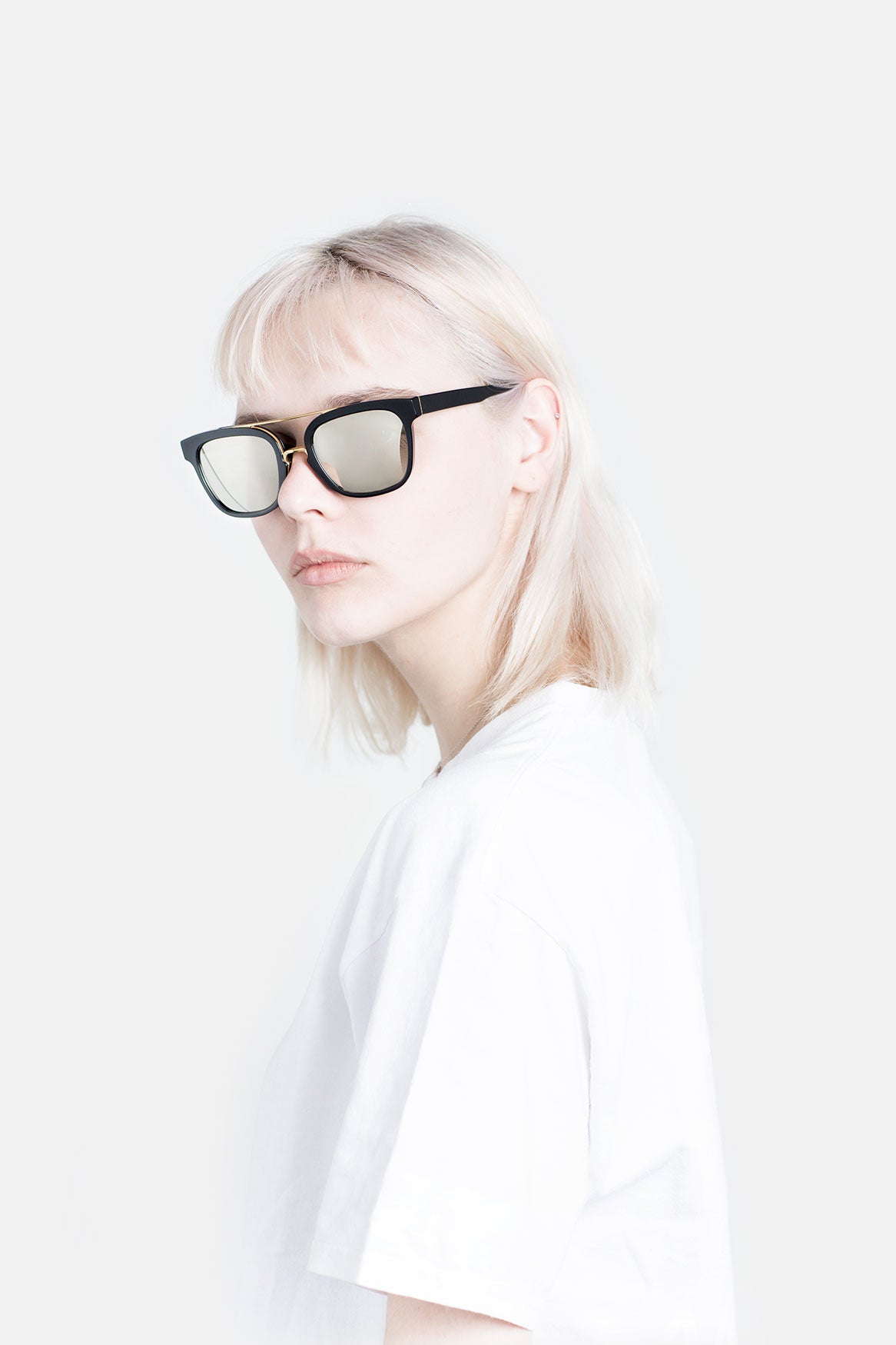 Akin Black Ivory - Retrosuperfuture -