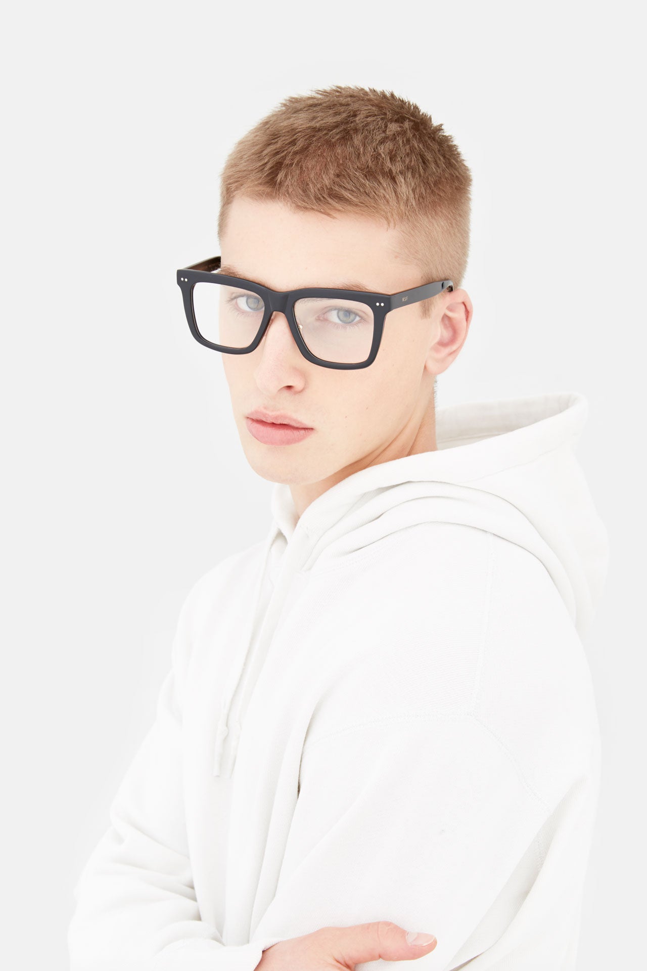 Numero 77 Nero - Retrosuperfuture -