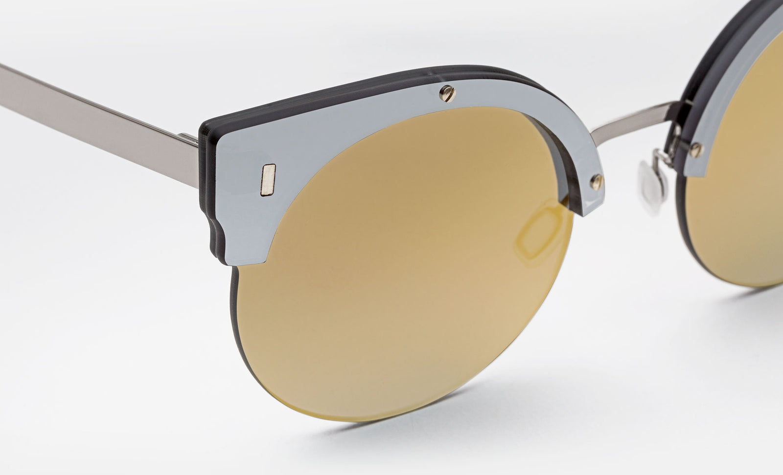 Era Gold - Retrosuperfuture -