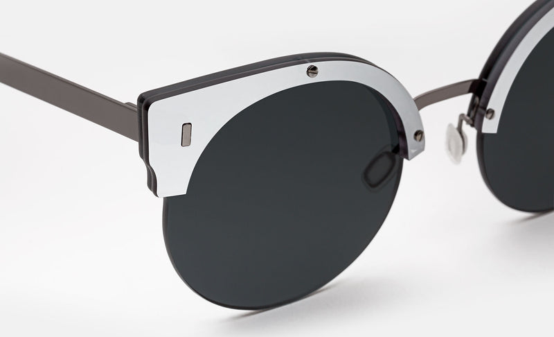 Era Black - Retrosuperfuture -
