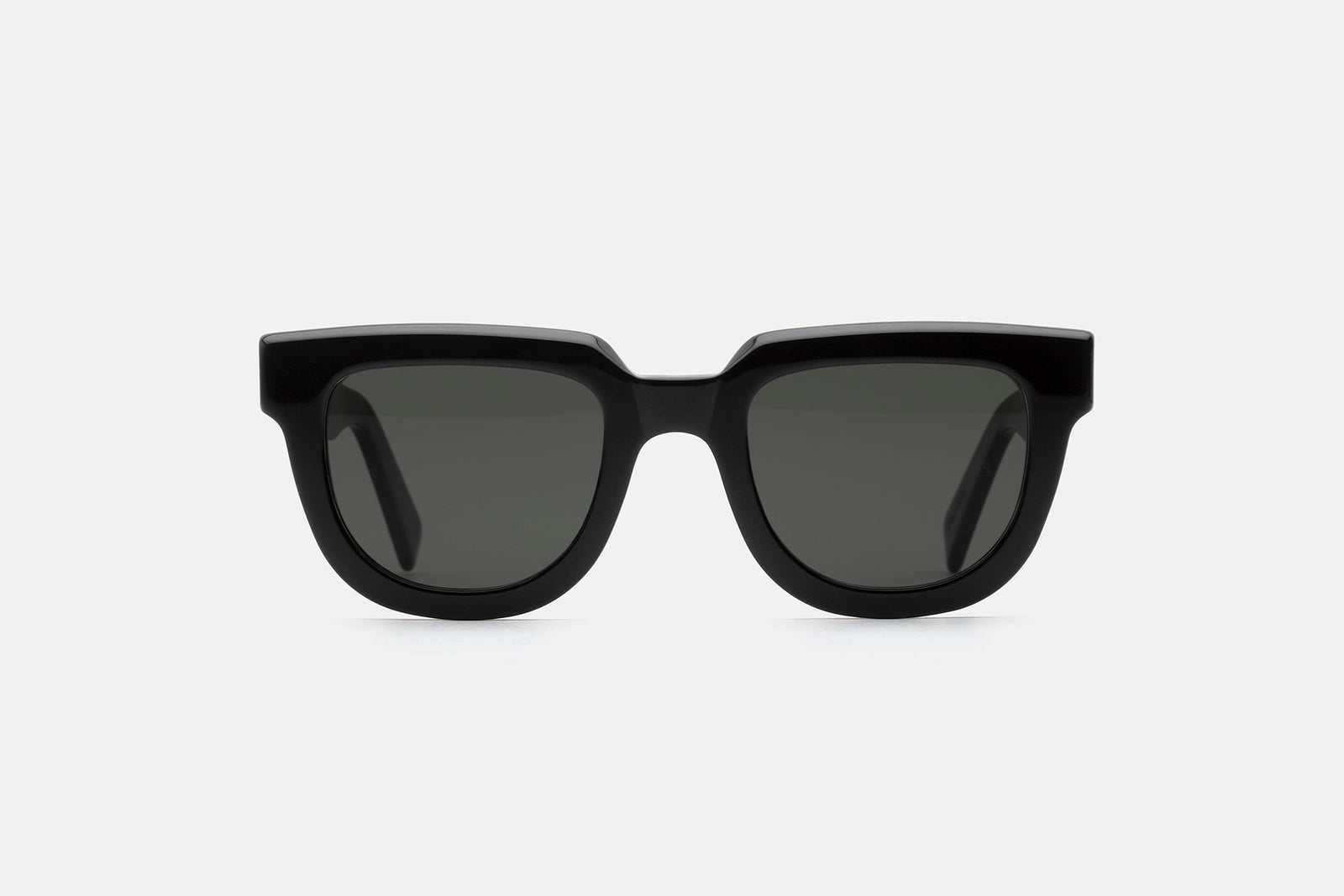 Serio Black - Retrosuperfuture -