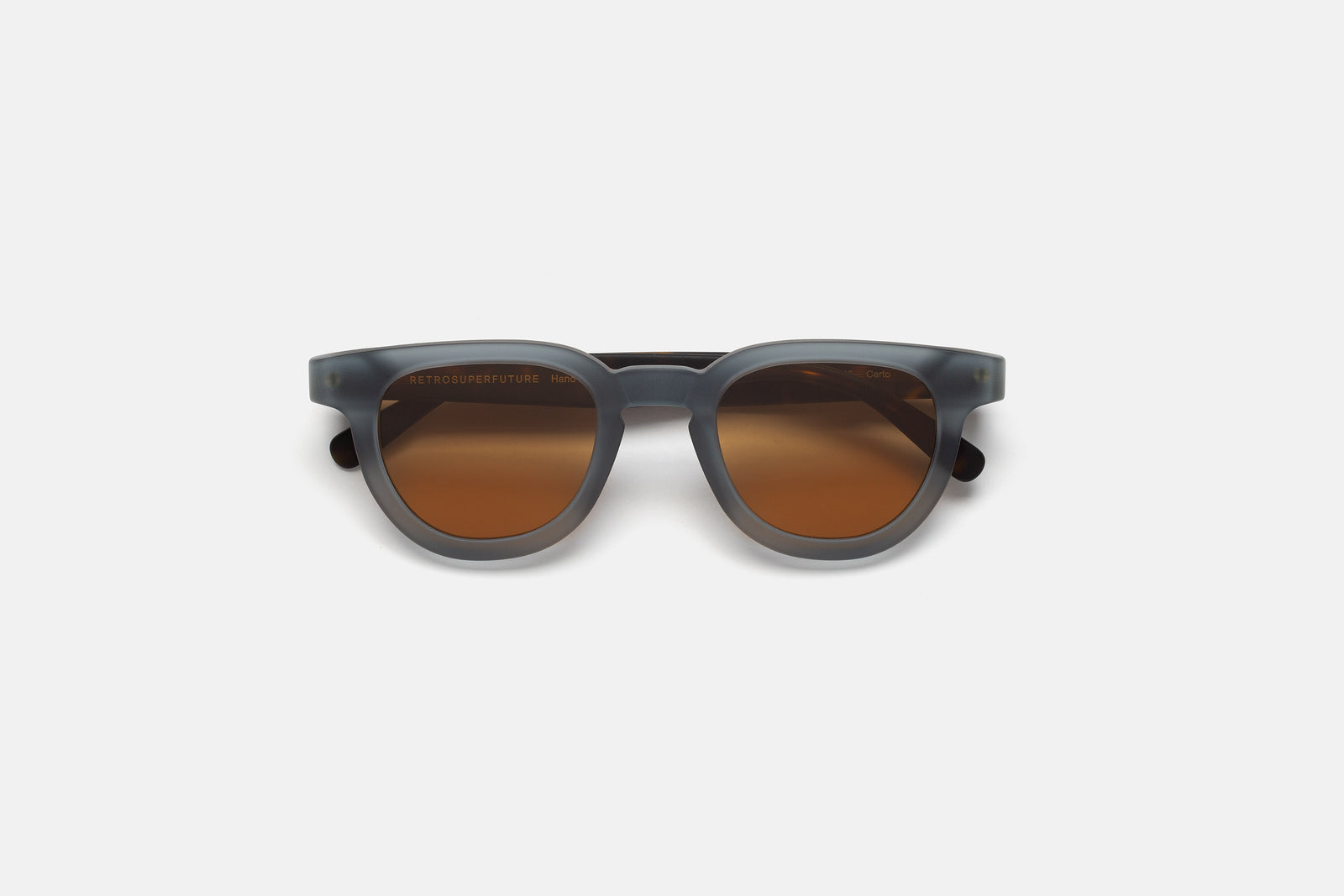 Certo Manopola - Retrosuperfuture -