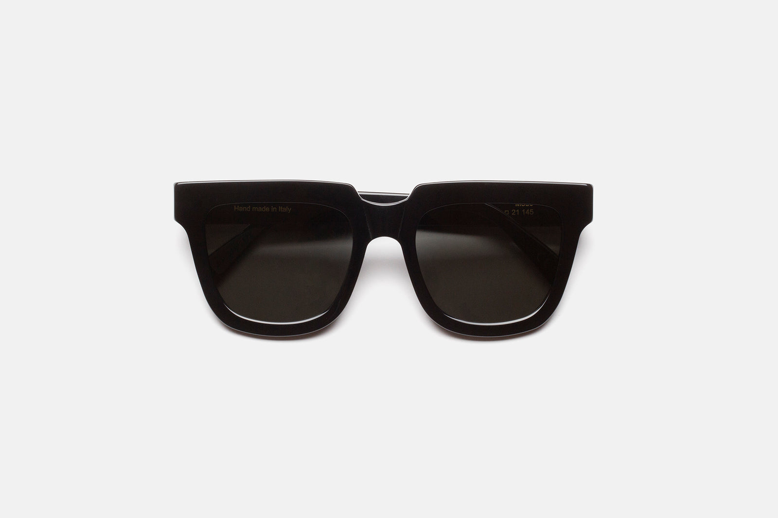Modo Black - Retrosuperfuture -